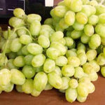 Vinič hroznorodý Lora strapec plody vinič biely hrozno biele