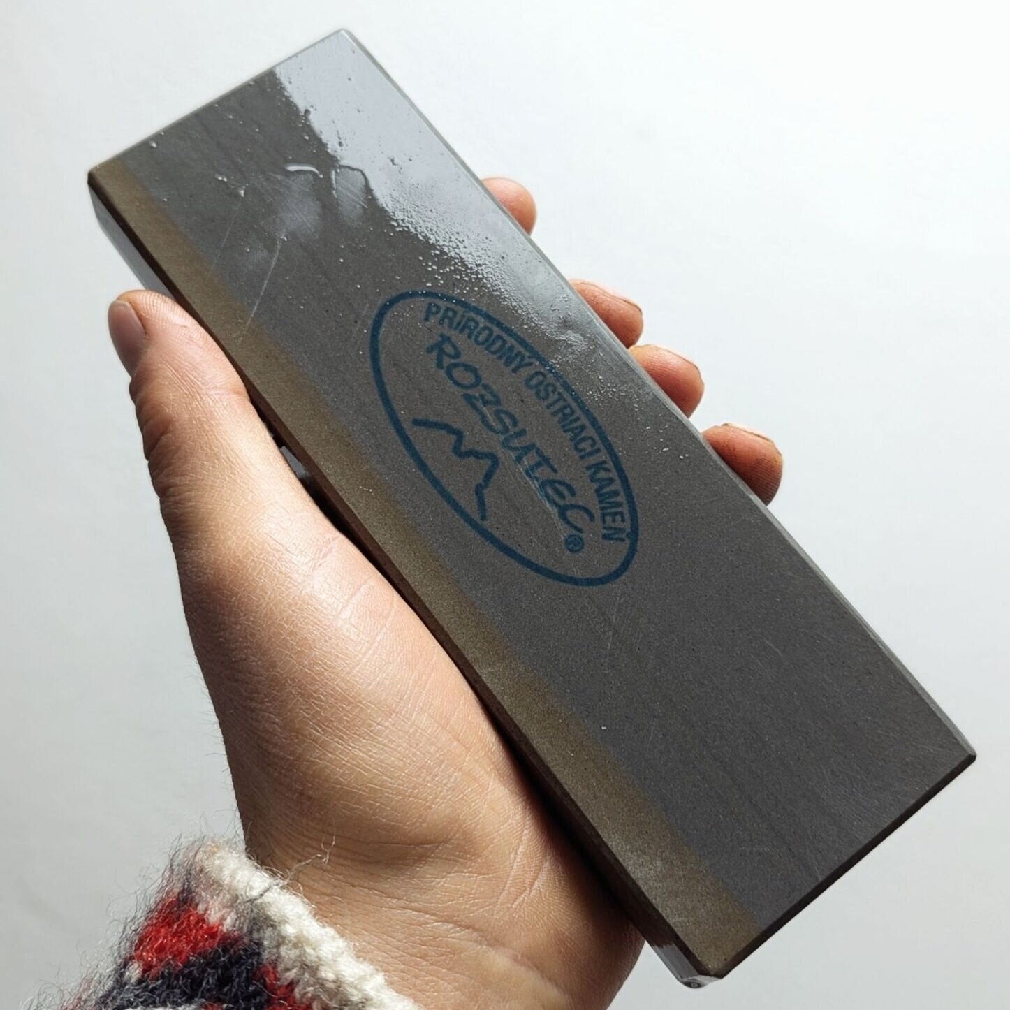 ostriaci prírodny kameň Rozsutec 180x60x20mm 	
ONOPKO180